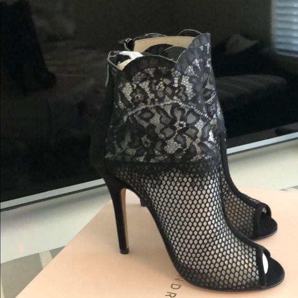 chinese laundry jeopardy mesh lace booties